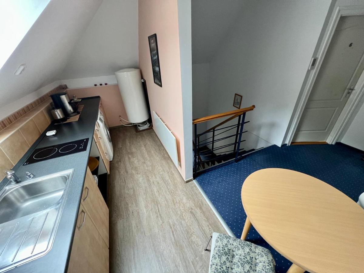 Appartamento Privát Adriana Kremnica Esterno foto