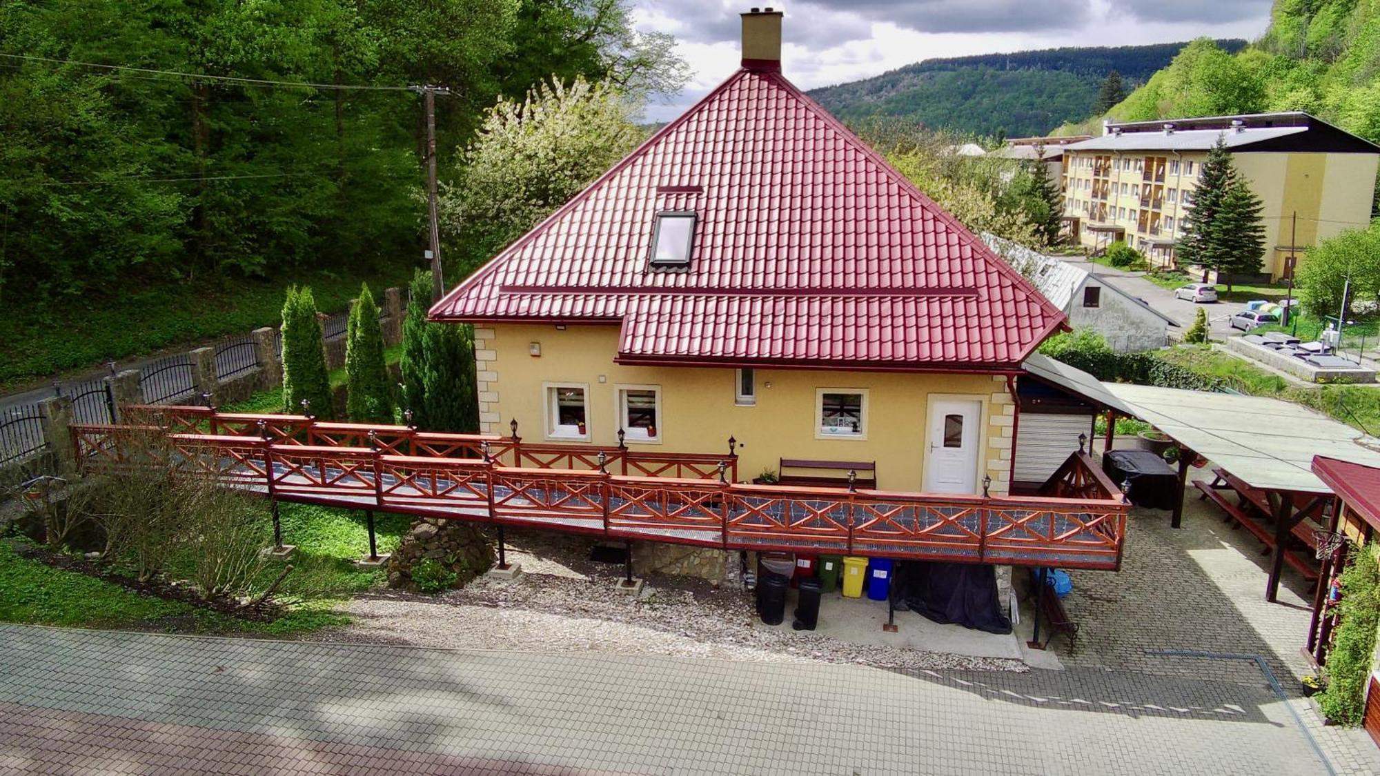 Appartamento Privát Adriana Kremnica Esterno foto